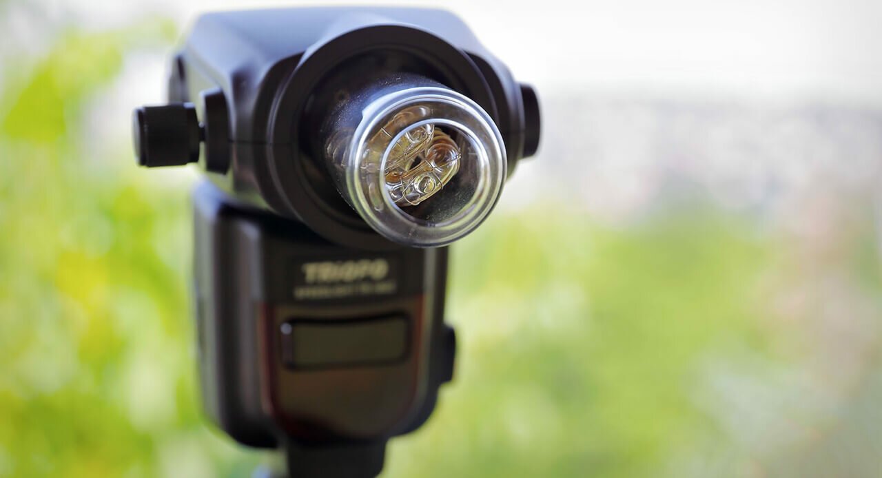 Вспышки для фотоаппаратов совместимые с Nikon в Каменске-Уральском